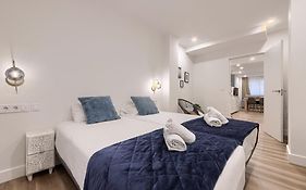 Deustown Apartamentos